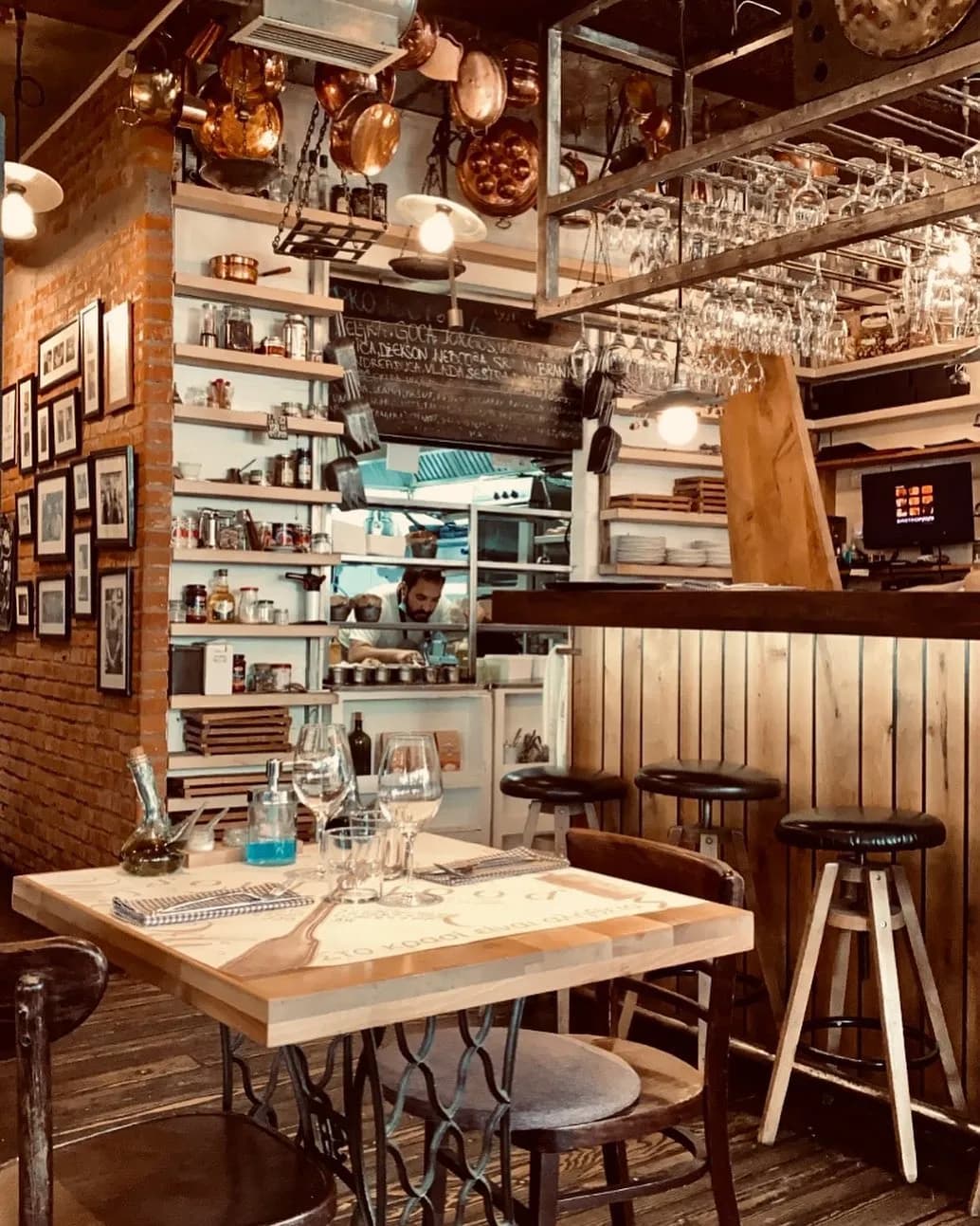 Slika 1 – Project 72 Creative Local Cusine